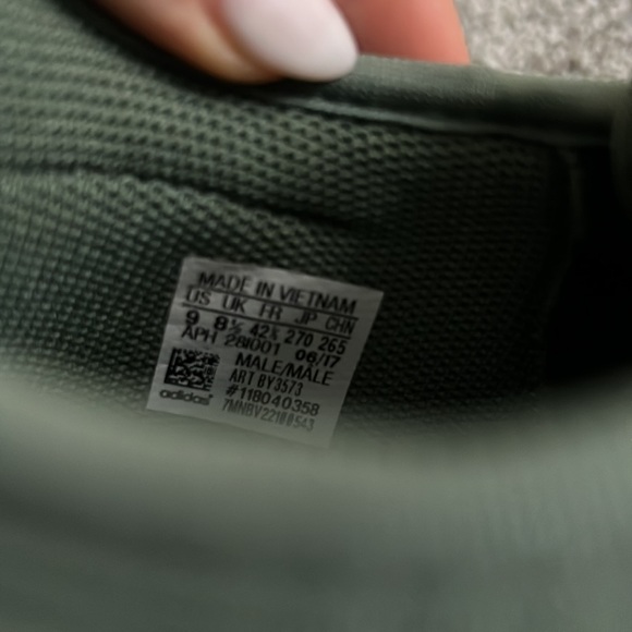 Adidas Tubular Shadow Green - Picture 2 of 3